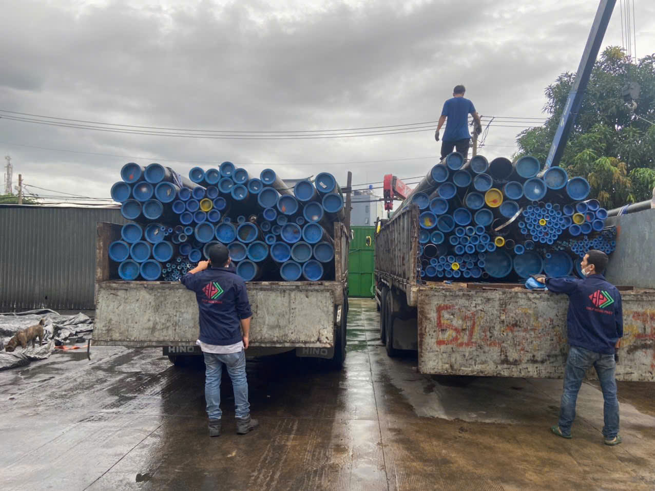 Thép ống đúc liền mạch quận 5