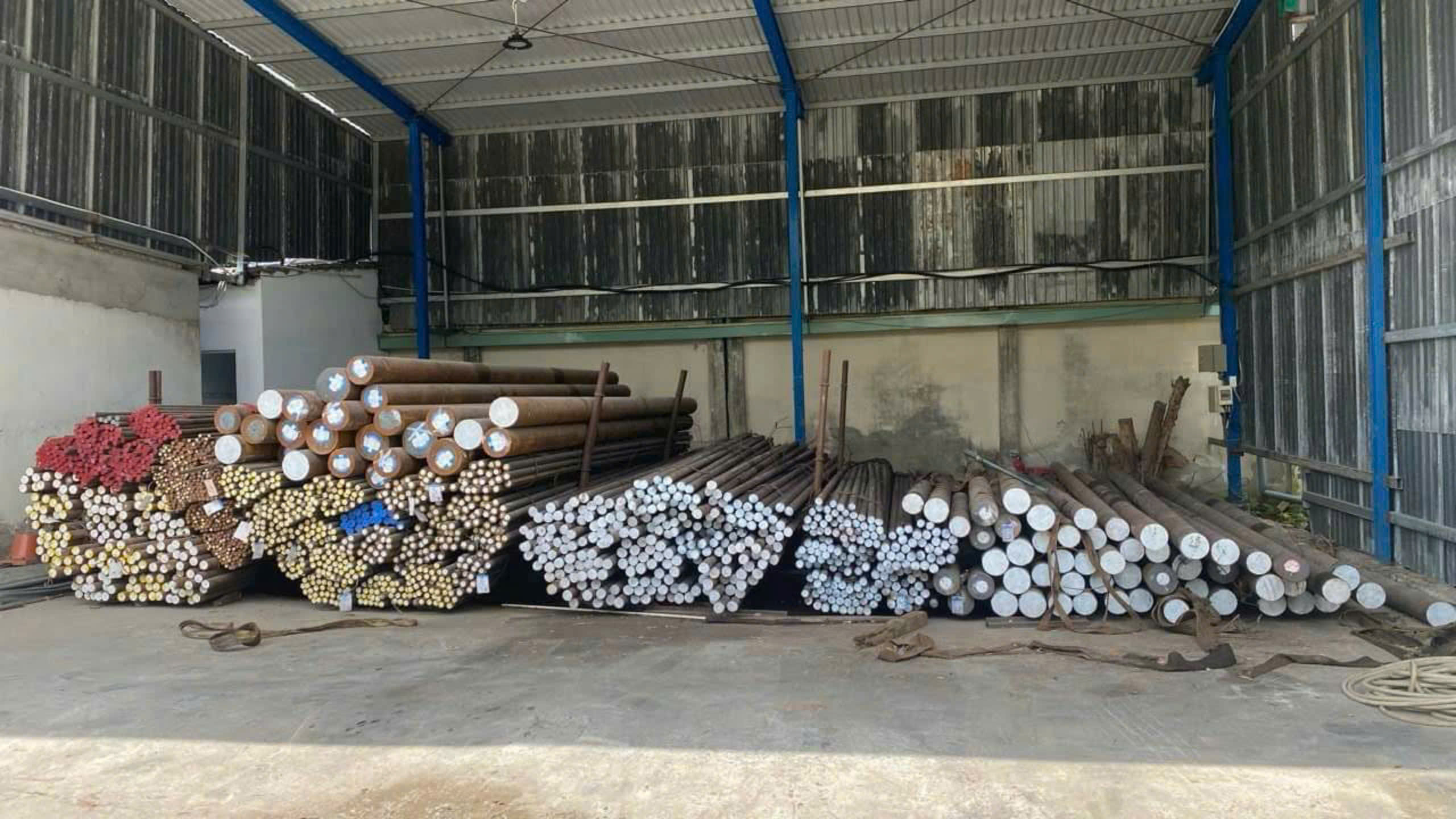 Thép tròn đặc