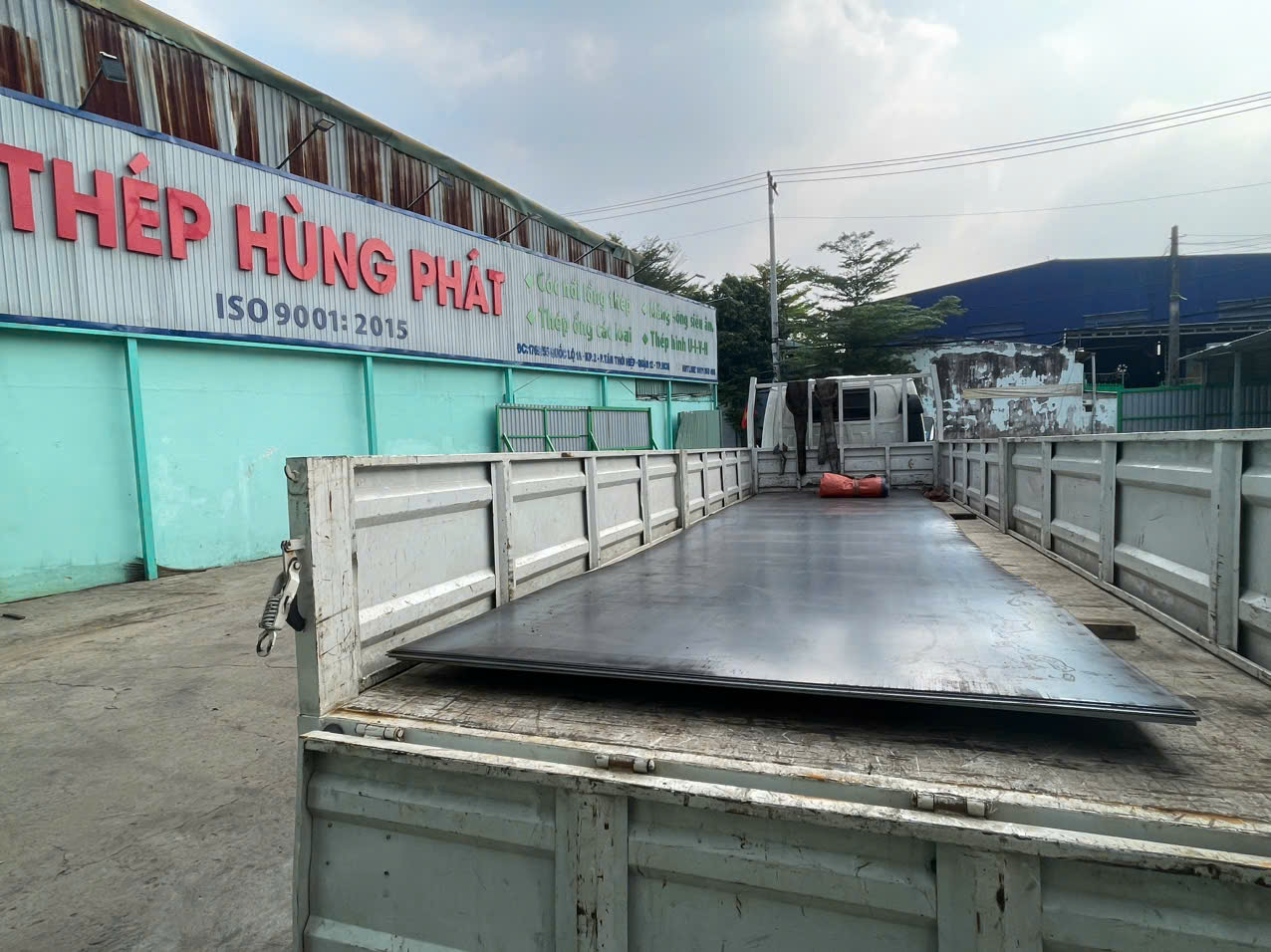 Thép tấm trơn tại quận 12