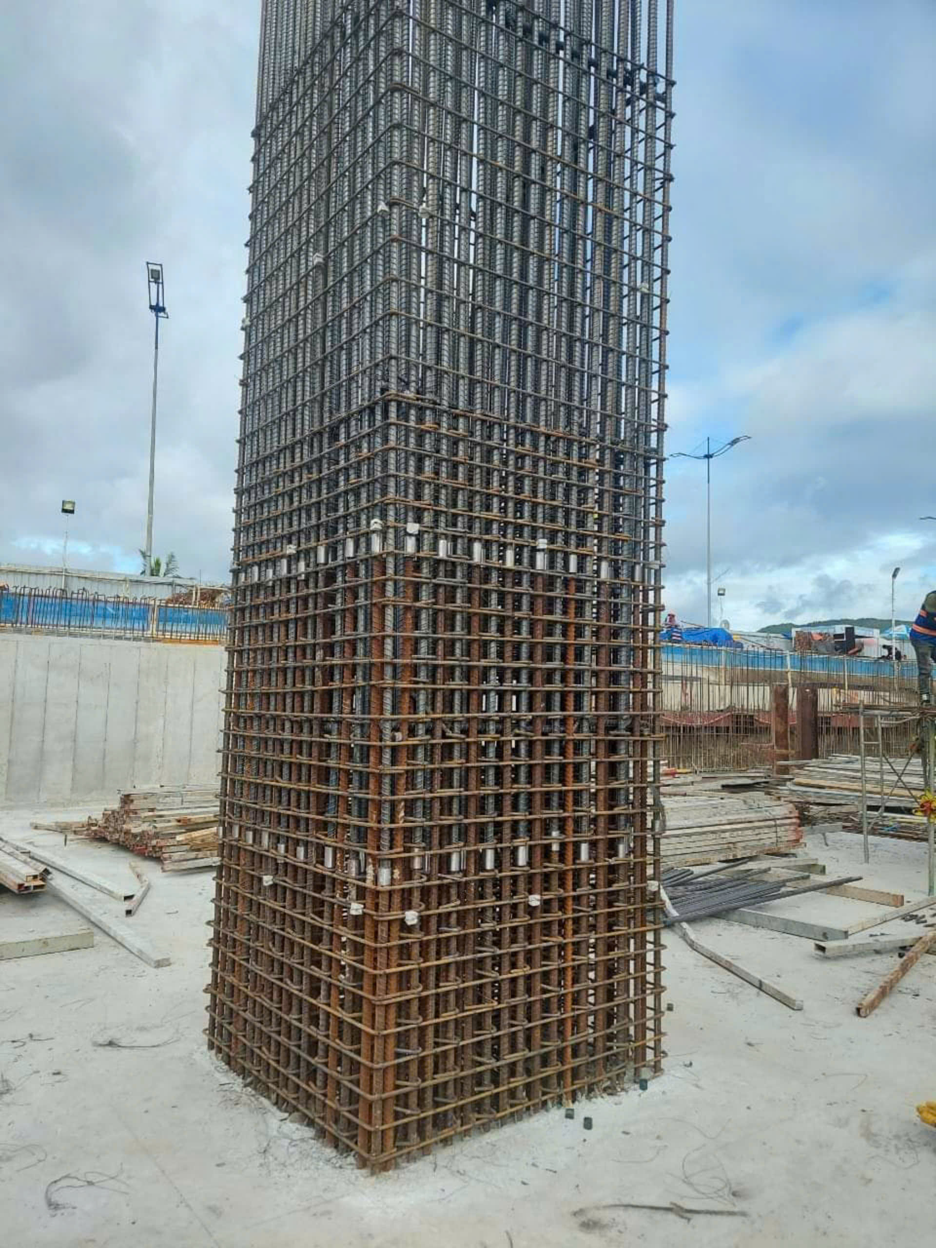 Thép cột trong kết cấu betong