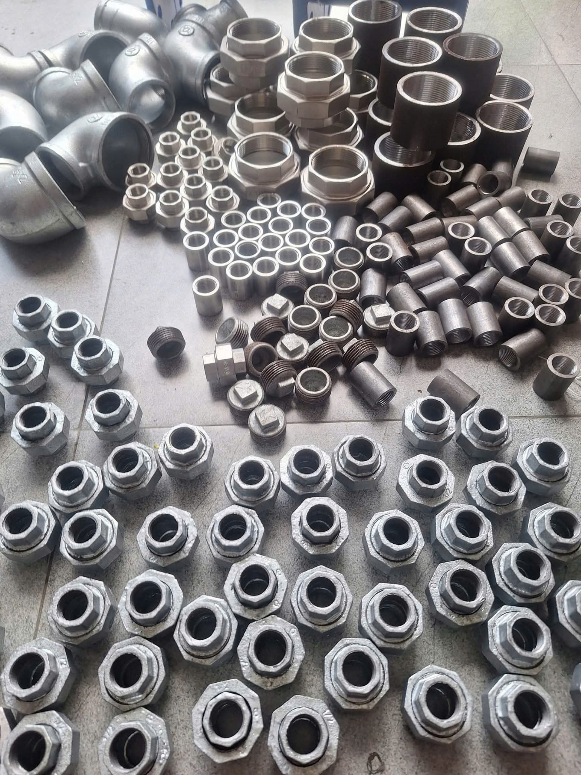 phụ kiện ren mạ kẽm