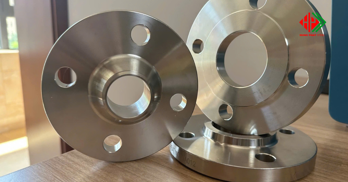 Gia công mặt bích inox