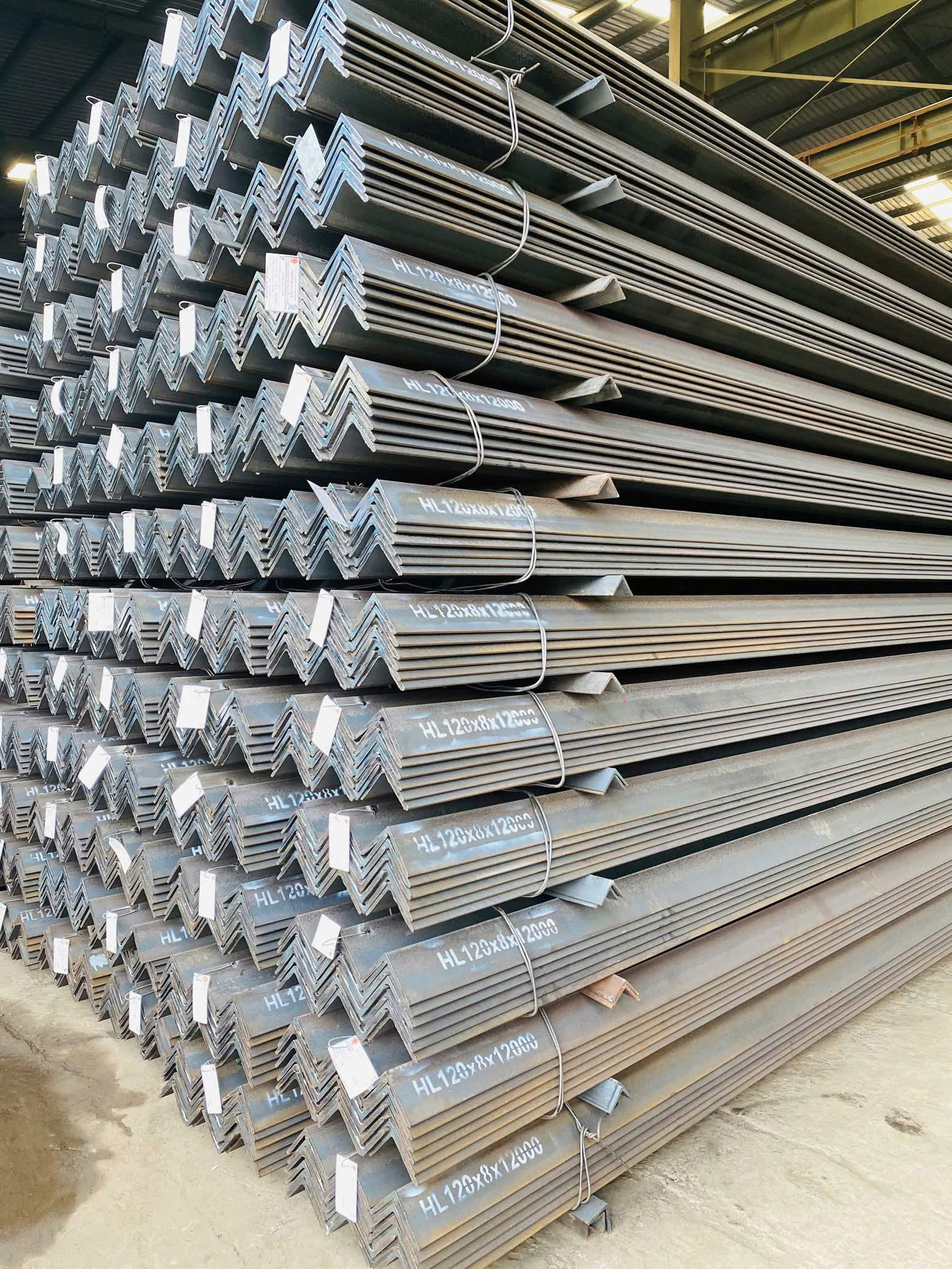Thép V120 (sắt V120)