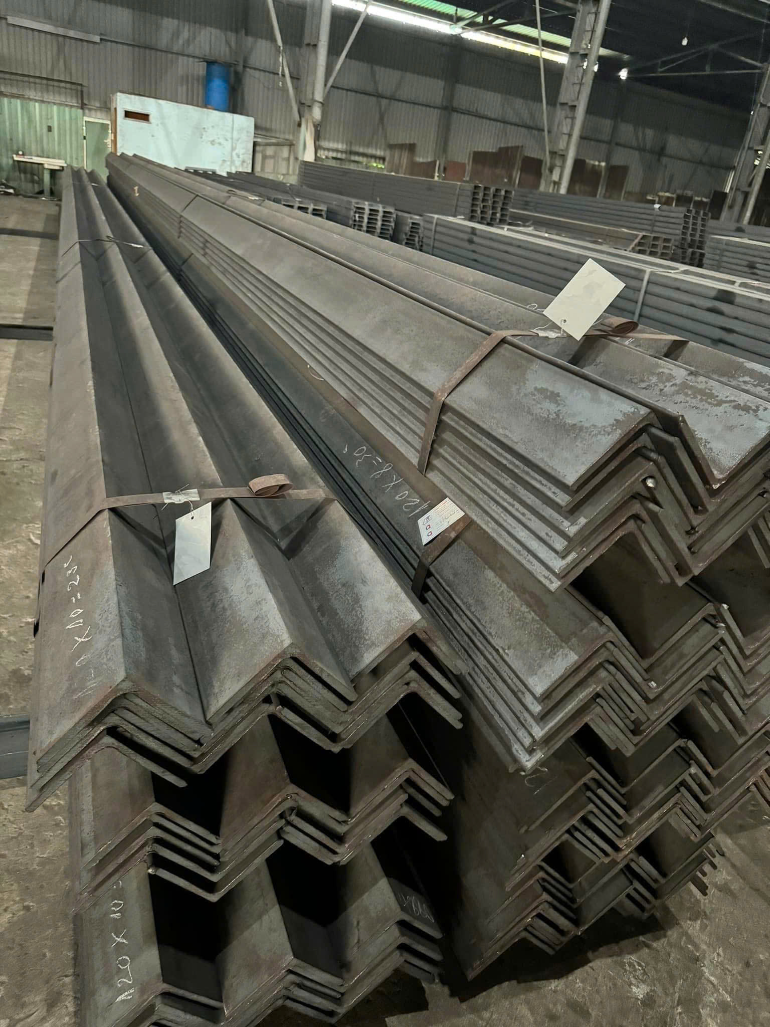 Thép V120 (sắt V120)
