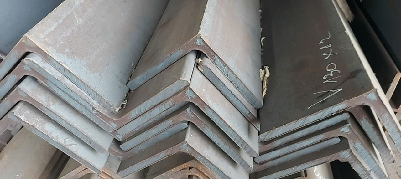 Thép hình V130