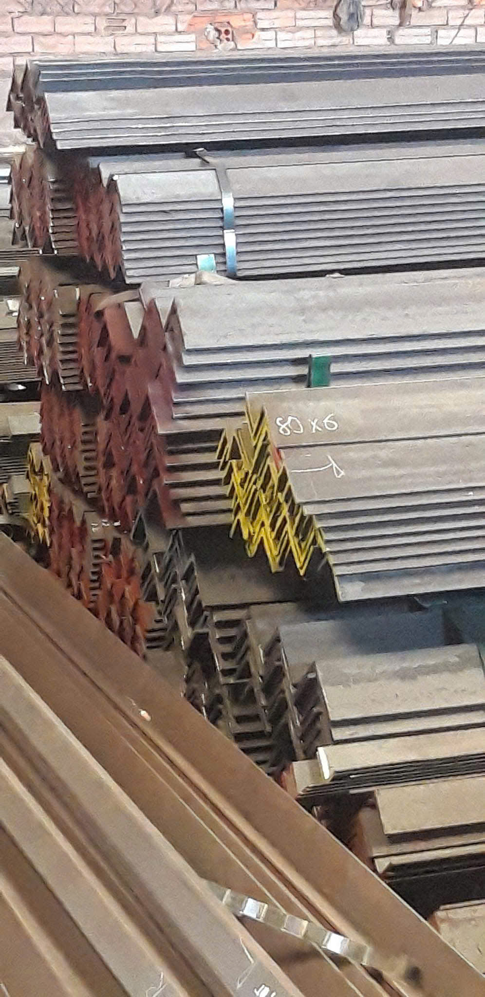 Thép hình V80